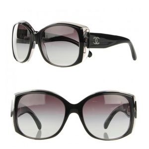 Chanel Mother of Pearl CC Sunglasses style 5227-H in Black